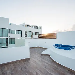 Best And Penthouses With Jacuzzi Pool In Pdc! Apartamento Playa del Carmen